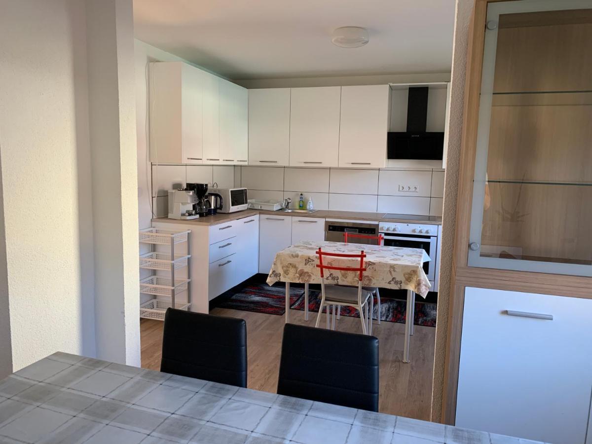 Monteurzimmer Ferienwohnung Kati Apt 1 알브쉬타트 외부 사진